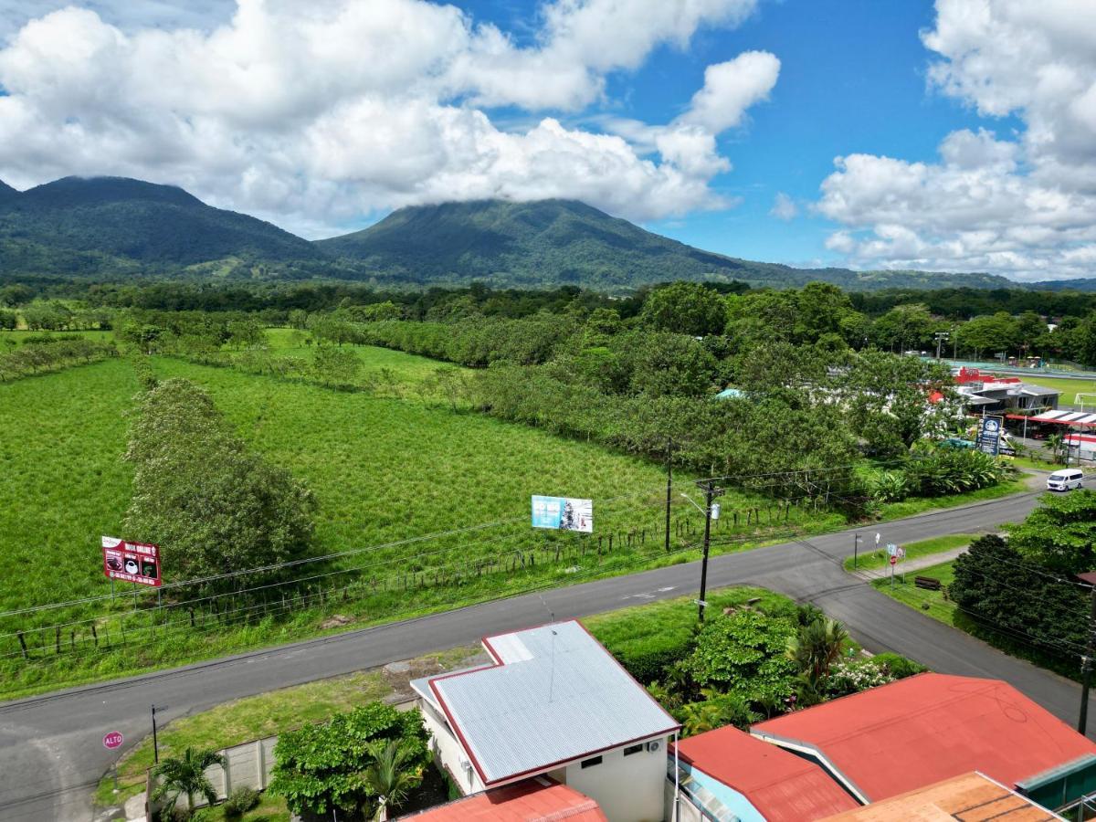 Oasis Arenal Villa Downtown Arenal Volcano View La Fortuna Eksteriør billede